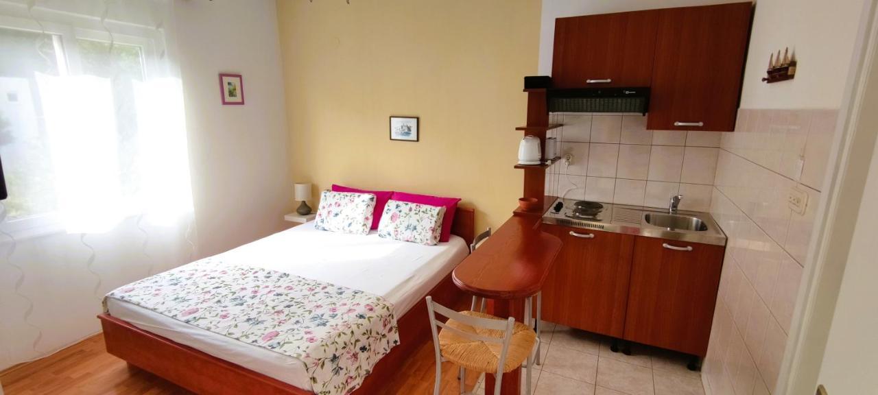 Apartments Senka Viganj Extérieur photo