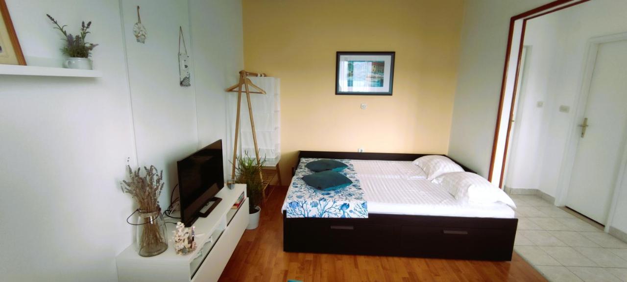 Apartments Senka Viganj Extérieur photo